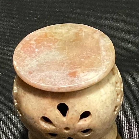 Vintage Natural Soapstone Oil Diffuser - Picture 13 of 13